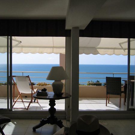 Luxury Apartment Facing The Mediterranean Sete Exterior photo